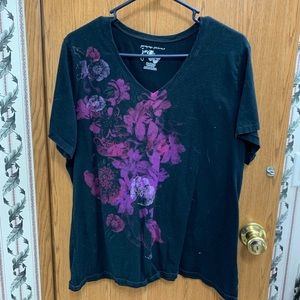 Black shirt with flower design 2X